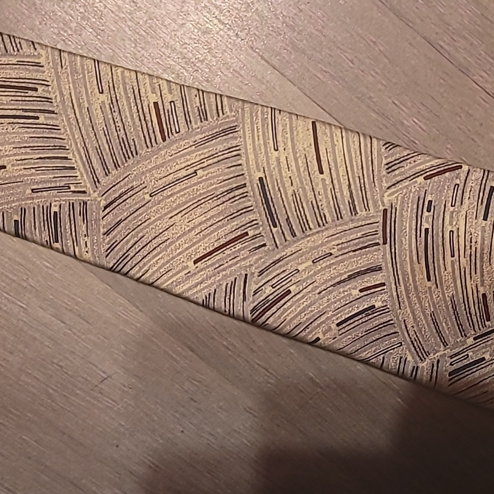 Christian Dior Men's Designer Tie 100% SILK - Picture 2 of 4